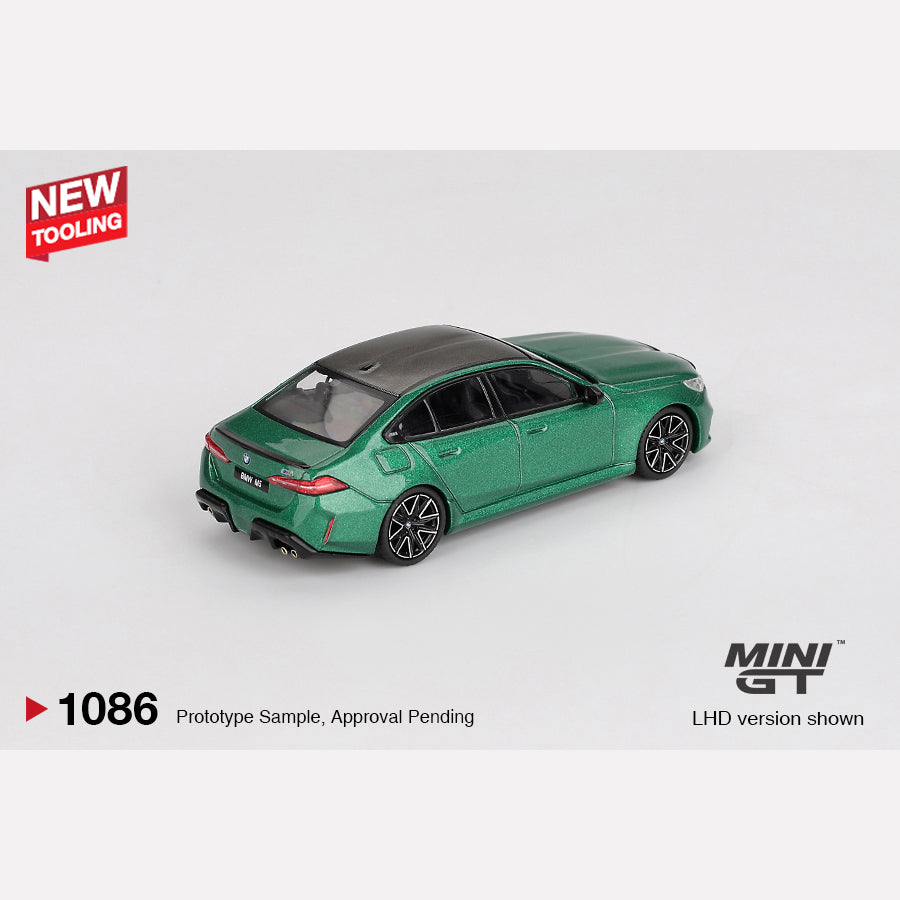 MiniGT #1086 BMW M5 Isle of Man Green Metallic