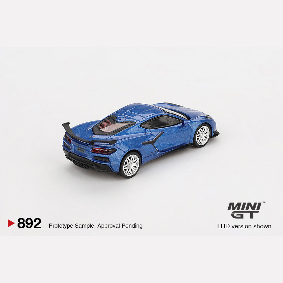 MiniGT #892 Chevrolet Corvette Z06 2023 Elkhart Lake Blue Metallic