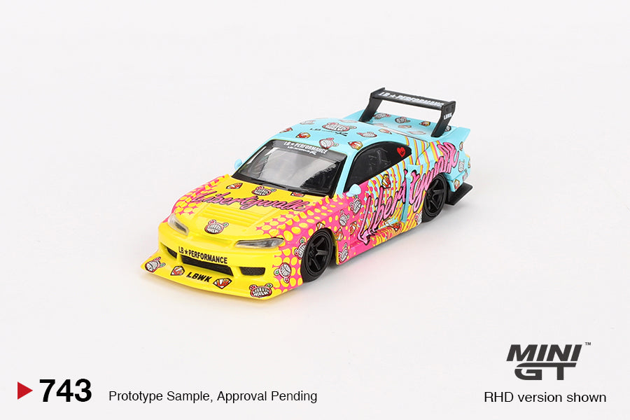 MiniGT #743 Nissan LB-Super Silhouette S15 SILVIA LBWK KUMA