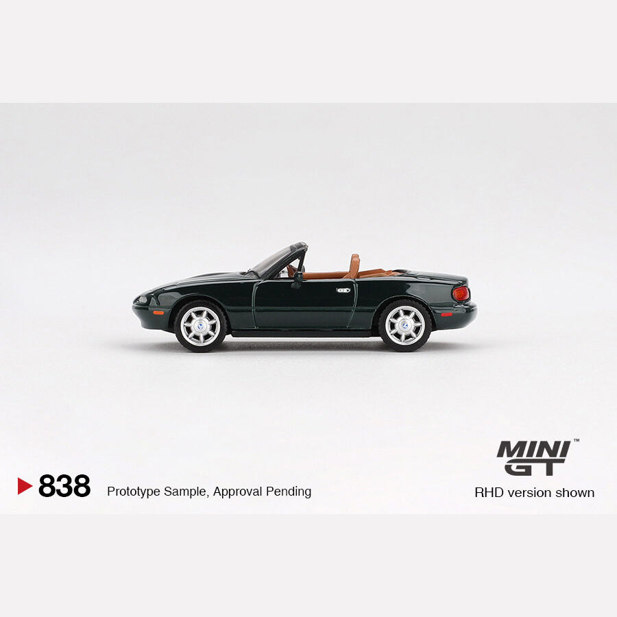 MiniGT #838 Eunos Roadster V-Special