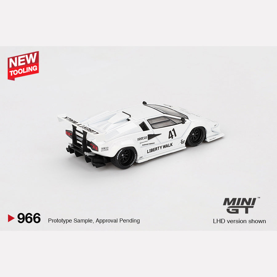MiniGT #966 Lamborghini Countach LB-WORKS White 2024 Tokyo Auto Salon