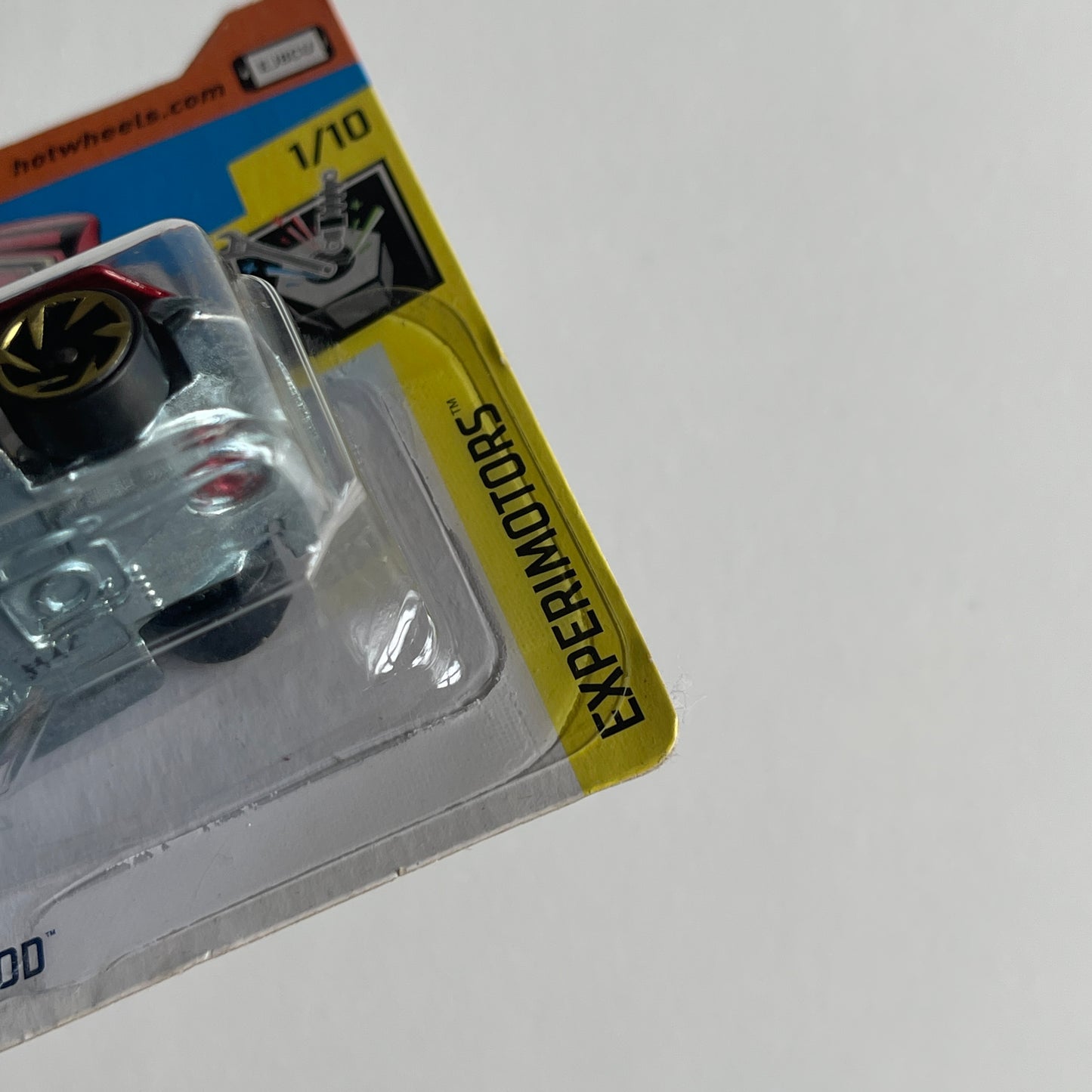 Hot Wheels Clip Rod (Black/Gold) Short Card (Damaged) Experimotors 124/250