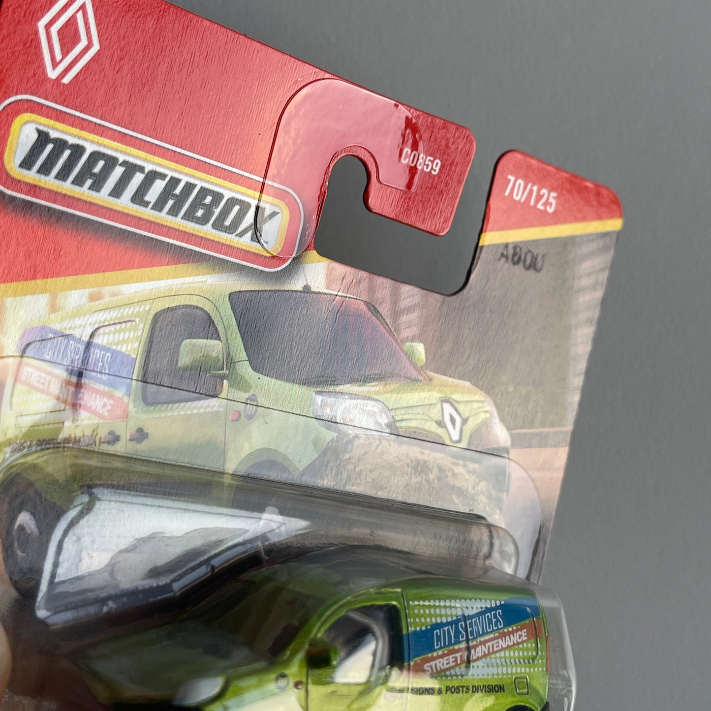Matchbox Renault Kangoo Express (Green) Short Card (Damaged)