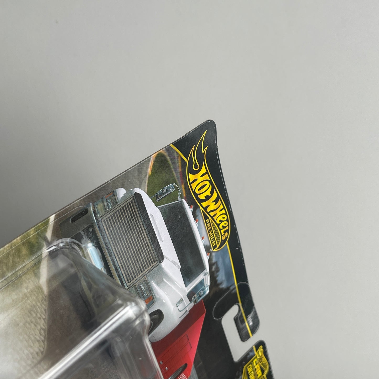 Hot Wheels Team Transport #66 '66 Porsche 906 Carrera 6 (Damaged)