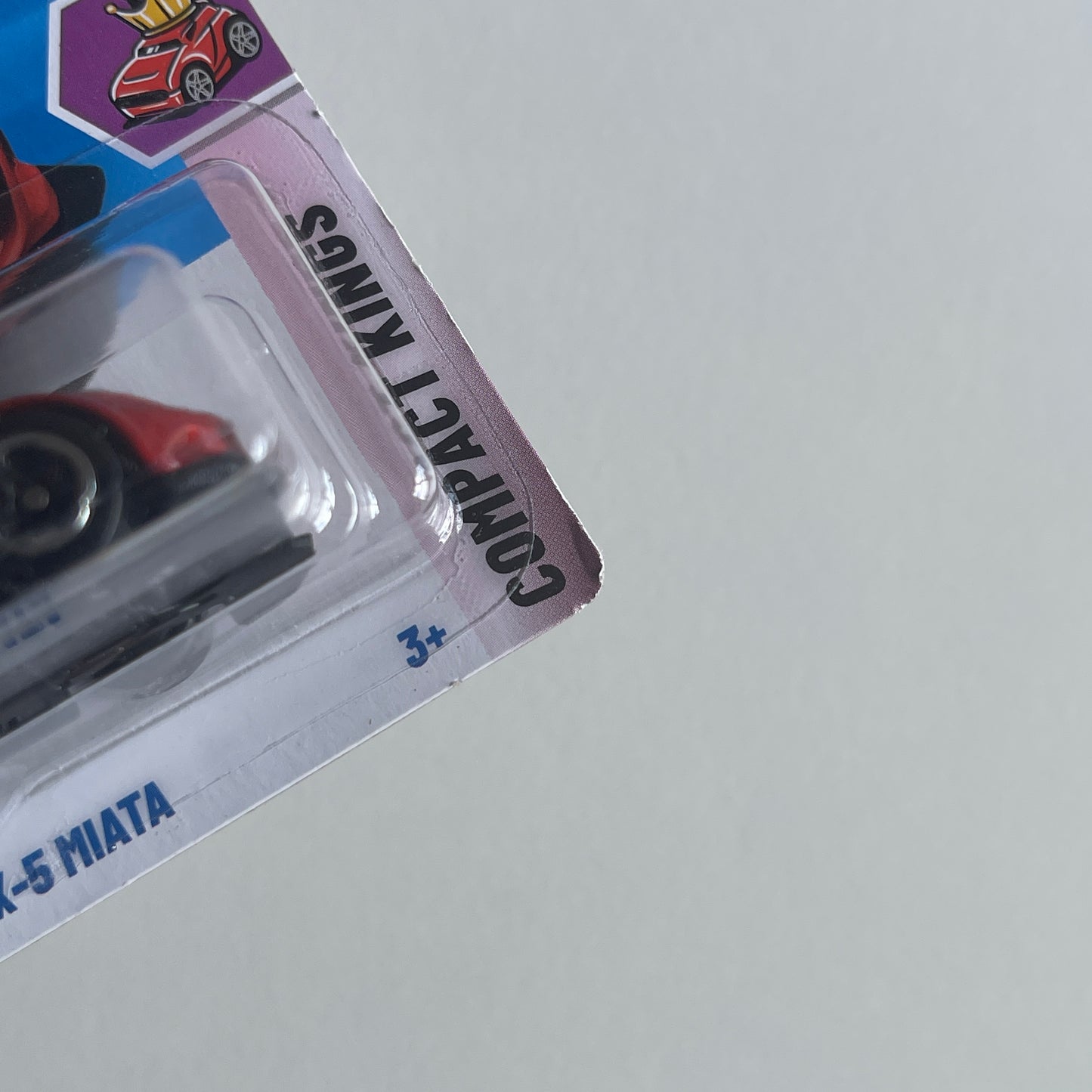 Hot Wheels '15 Mazda MX-5 Miata (Red/Orange) Short Card (Damaged) Kompact Kings 80/250