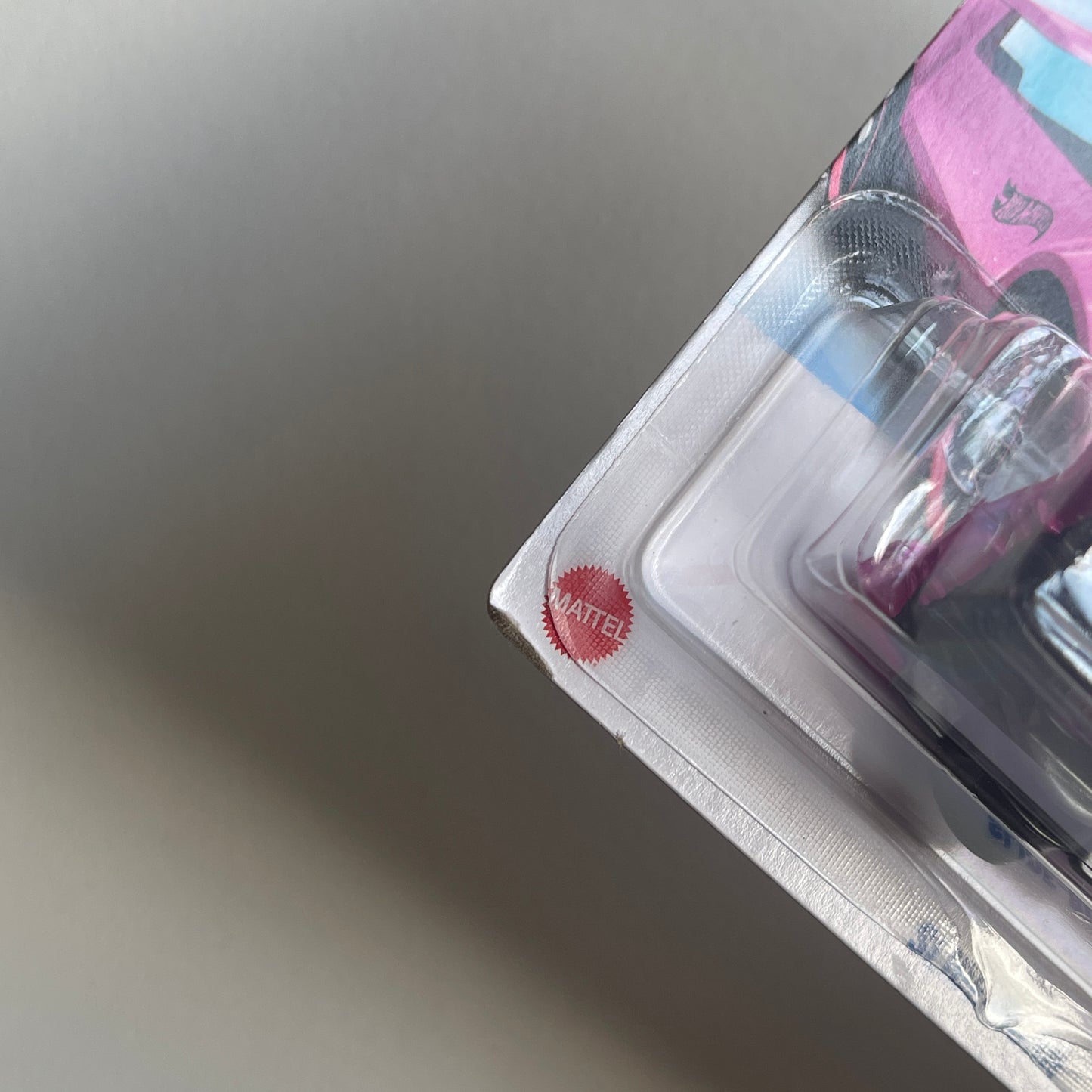 Hot Wheels Netflix Slide-Burn (Pink) Short Card (Damaged) HW Dream Garage 108/250