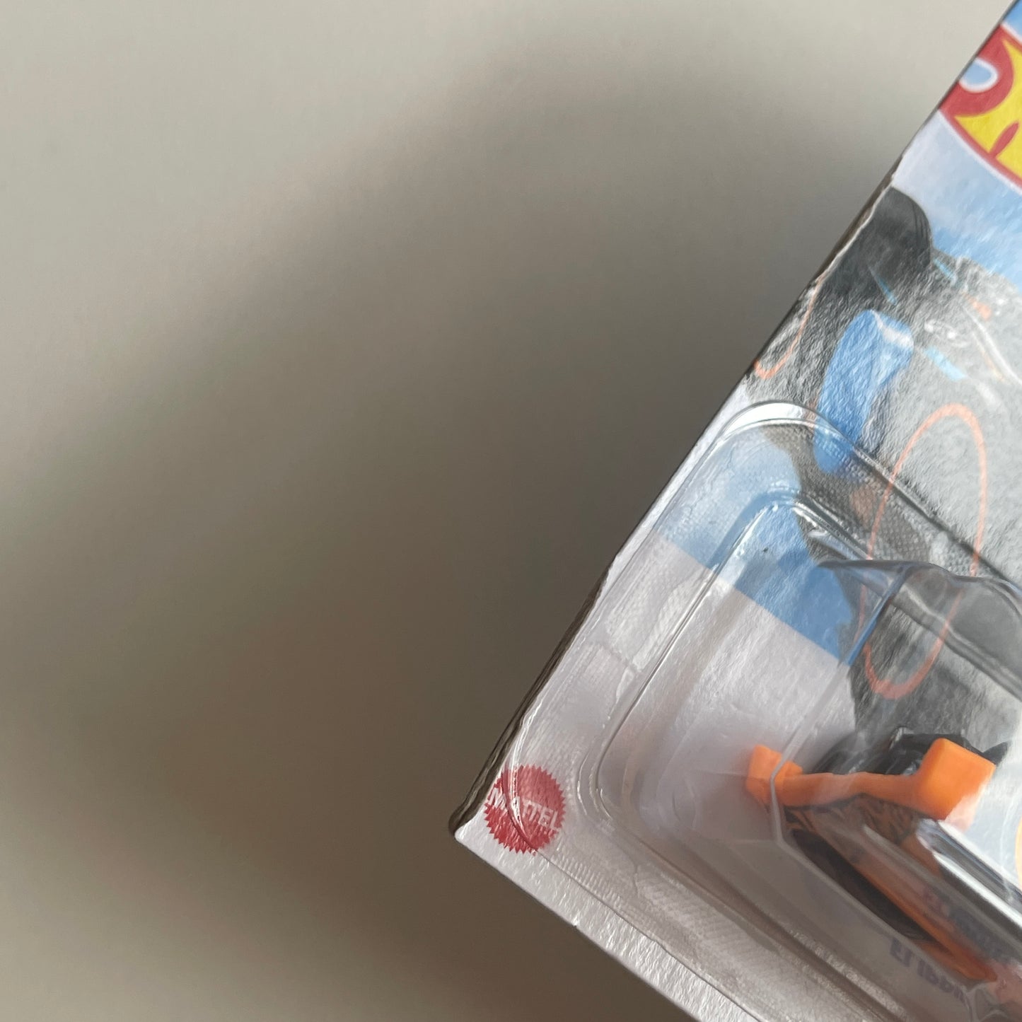 Hot Wheels Netflix Flippin Fast (Black/Orange) Short Card (Damaged) Experimotors 117/250