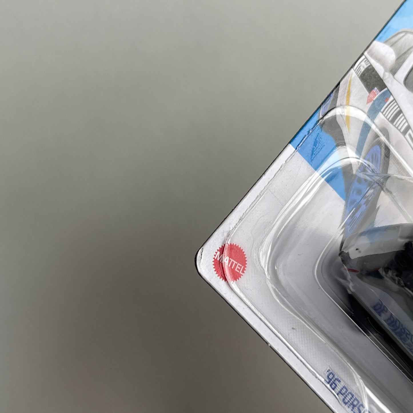 Hot Wheels Magnus Walker '96 Porsche Carrera (White) Short Card (Damaged) HW: The '90s 174/250