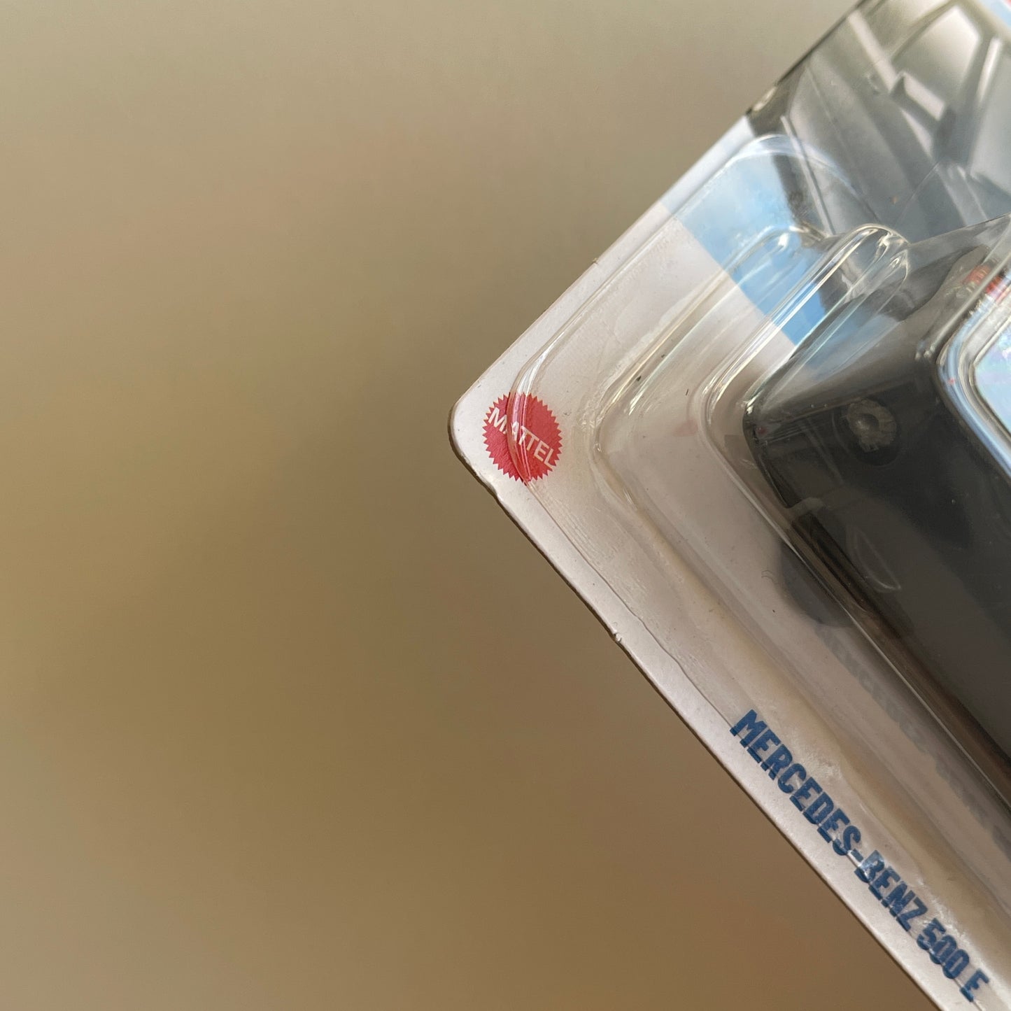 Hot Wheels Mercedes-Benz 500 E (Dark Grey) Short Card (Damaged) '70s vs. '80s 52/250
