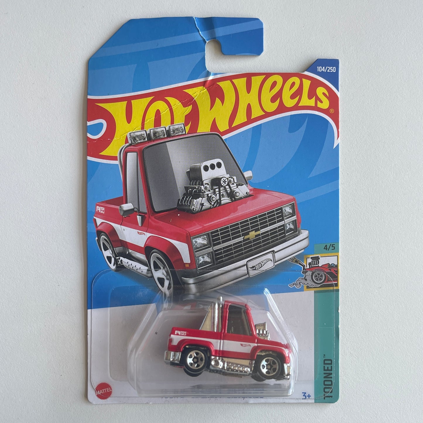 Hot Wheels Toon'd '83 Chevy Silverado (Red) Long Card (Damaged) Tooned 104/250