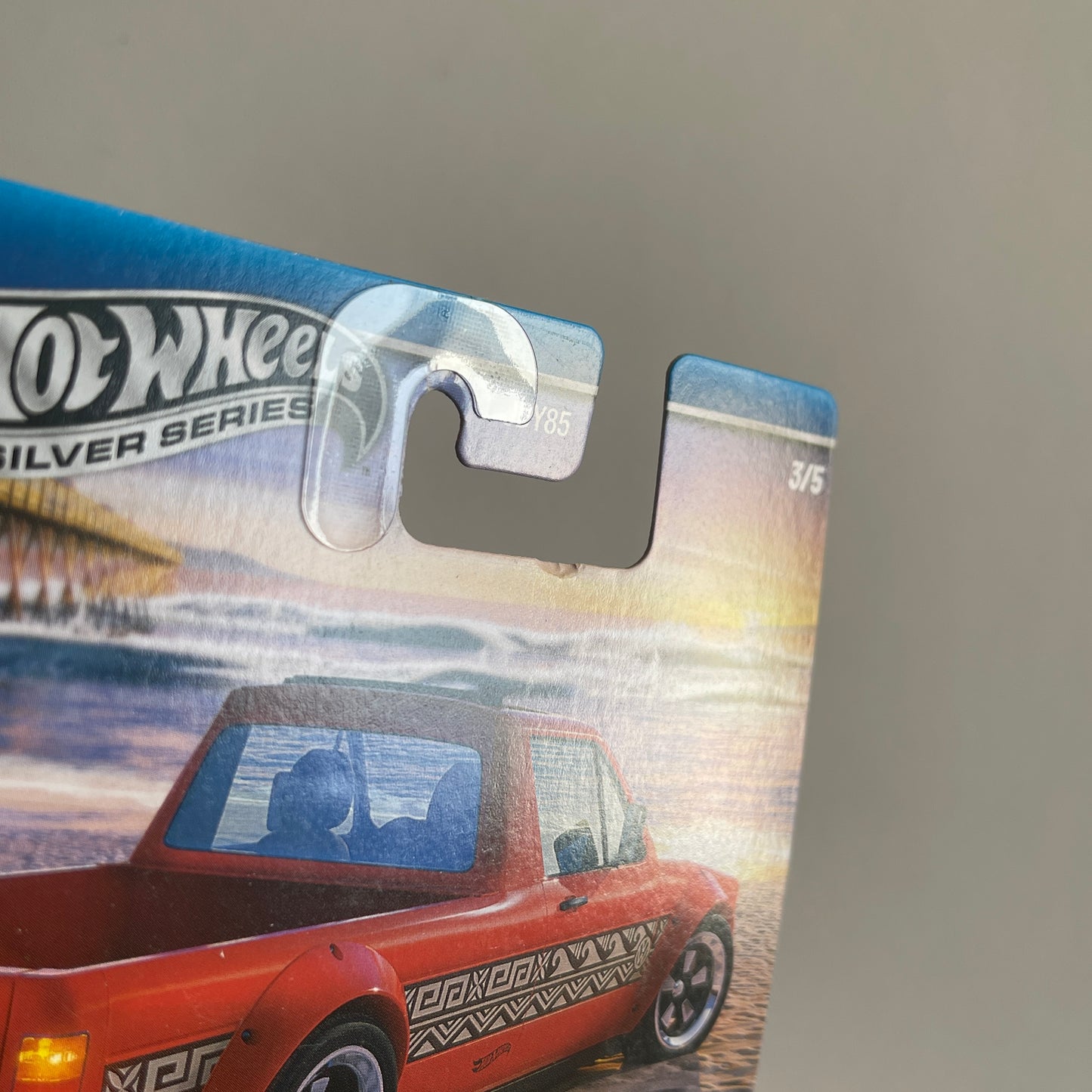 Hot Wheels 2025 Surf's Up Series Volkswagen Caddy (Damaged)