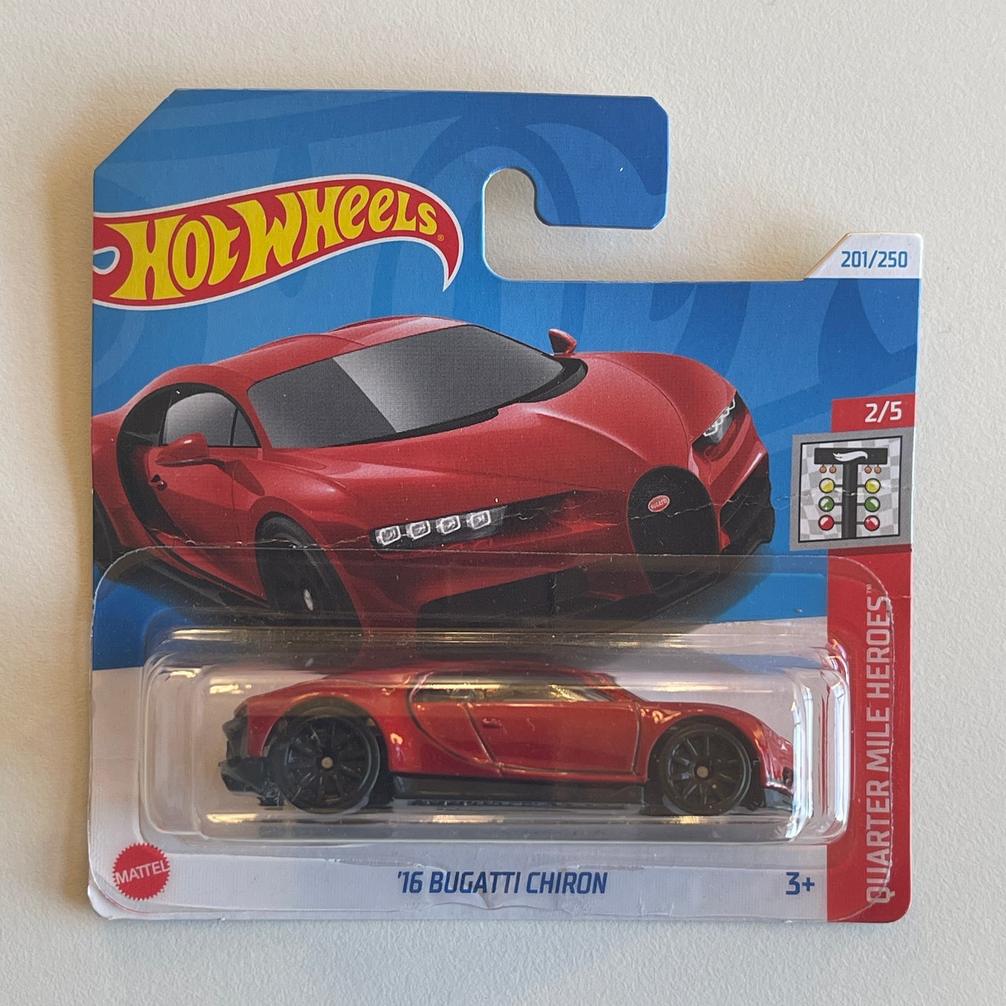Hot Wheels '16 Bugatti Chiron (Dark Red) Short Card (Damaged) Quarter Mile Heroes 201/250