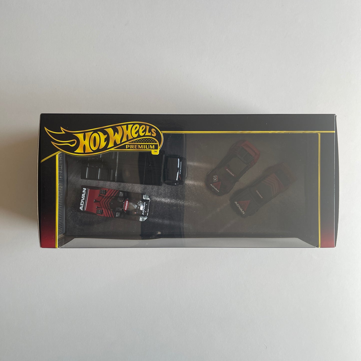 Hot Wheels 2025 Advan Diorama Collector Set