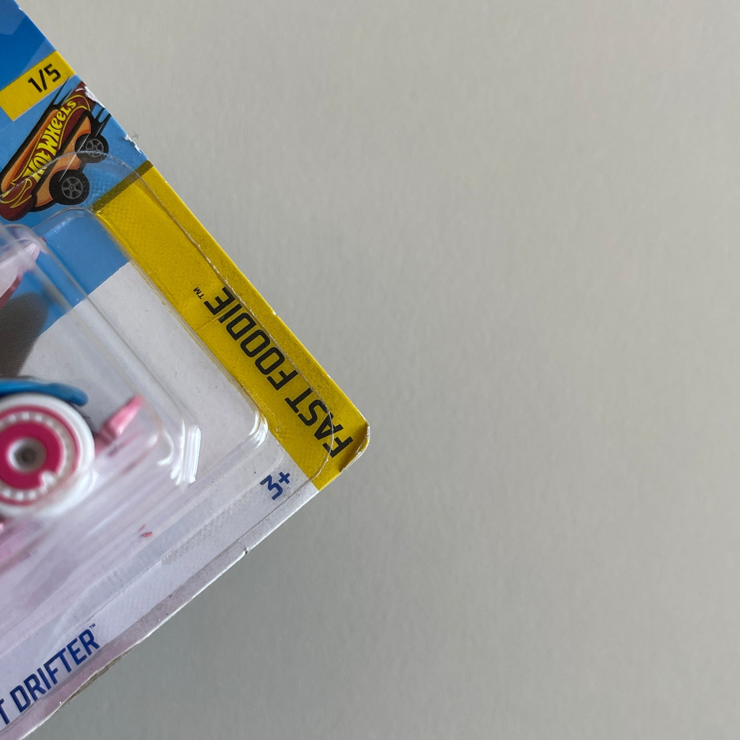 Hot Wheels Netflix Donut Drifter (Blue) Short Card (Damaged) Fast Foodie 150/250