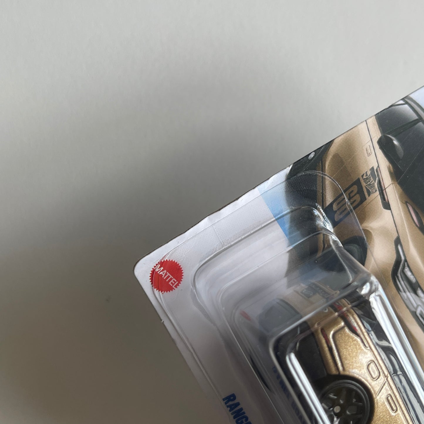 Hot Wheels Range Rover Velar (Gold) Short Card (Damaged) Then And Now 122/250