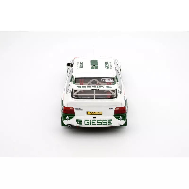 OttoMobile Model 1:18 Ford Escort RS Cosworth Gr.A San Remo 1994