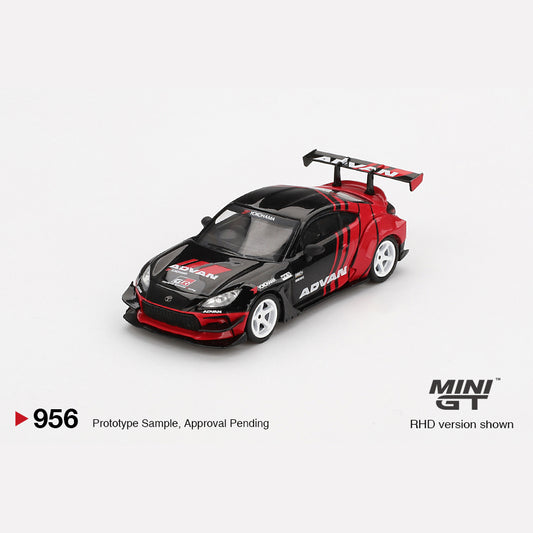MiniGT #956 Toyota GR86 HKS TYPE R ADVAN 2022 Tokyo Auto Salon