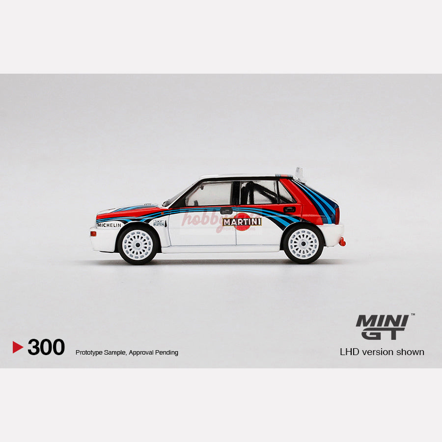 MiniGT #300 Lancia Delta HF Integrale Evoluzione Martini Racing (LHD)