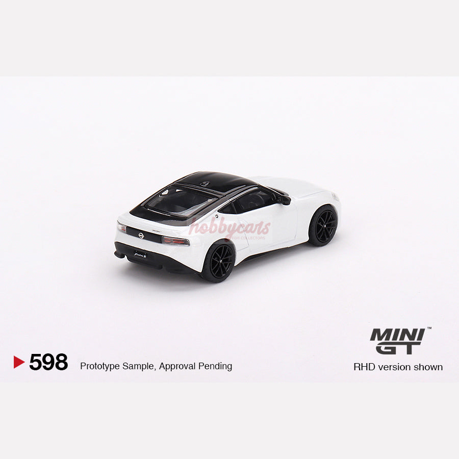 MiniGT #598 Nissan Fairlady Z Version ST 2023 Everest White (RHD)