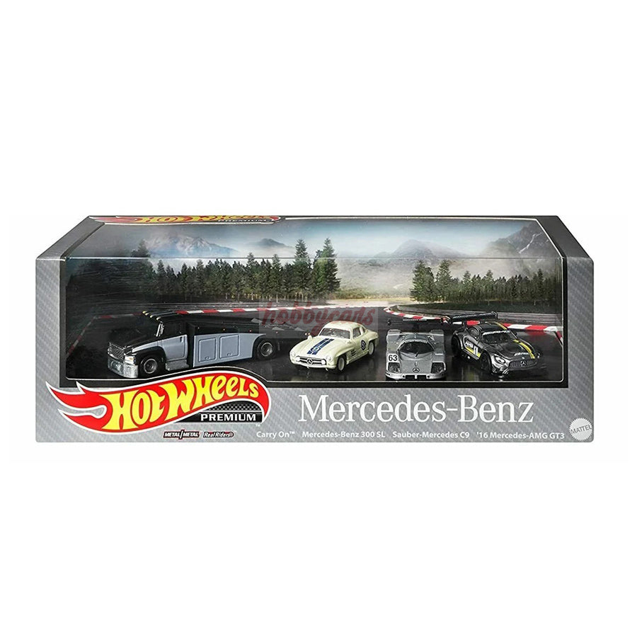 Hot Wheels 2021 Mercedes Diorama Collector Set
