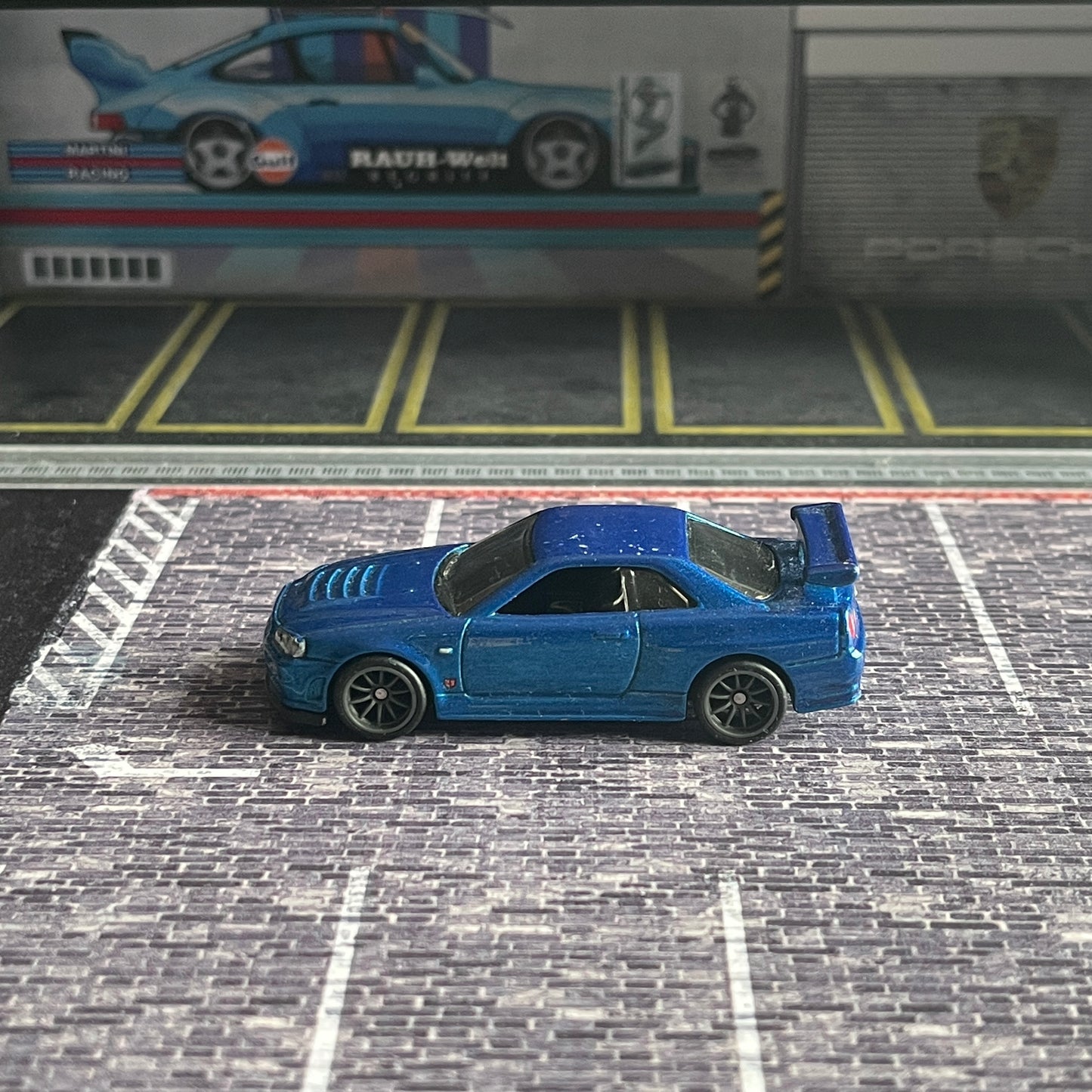 Hot Wheels Loose Fast & Furious Fast Superstars Nissan Skyline GTR (BNR34) (Blue) (Damaged)