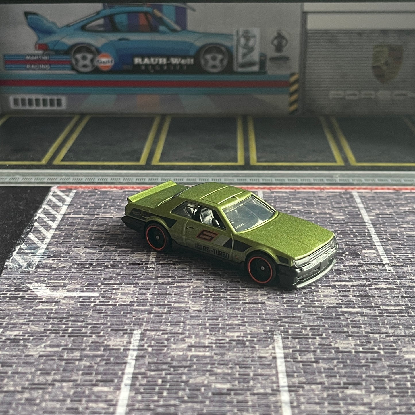 Hot Wheels Loose '82 Nissan Skyline R30 Green