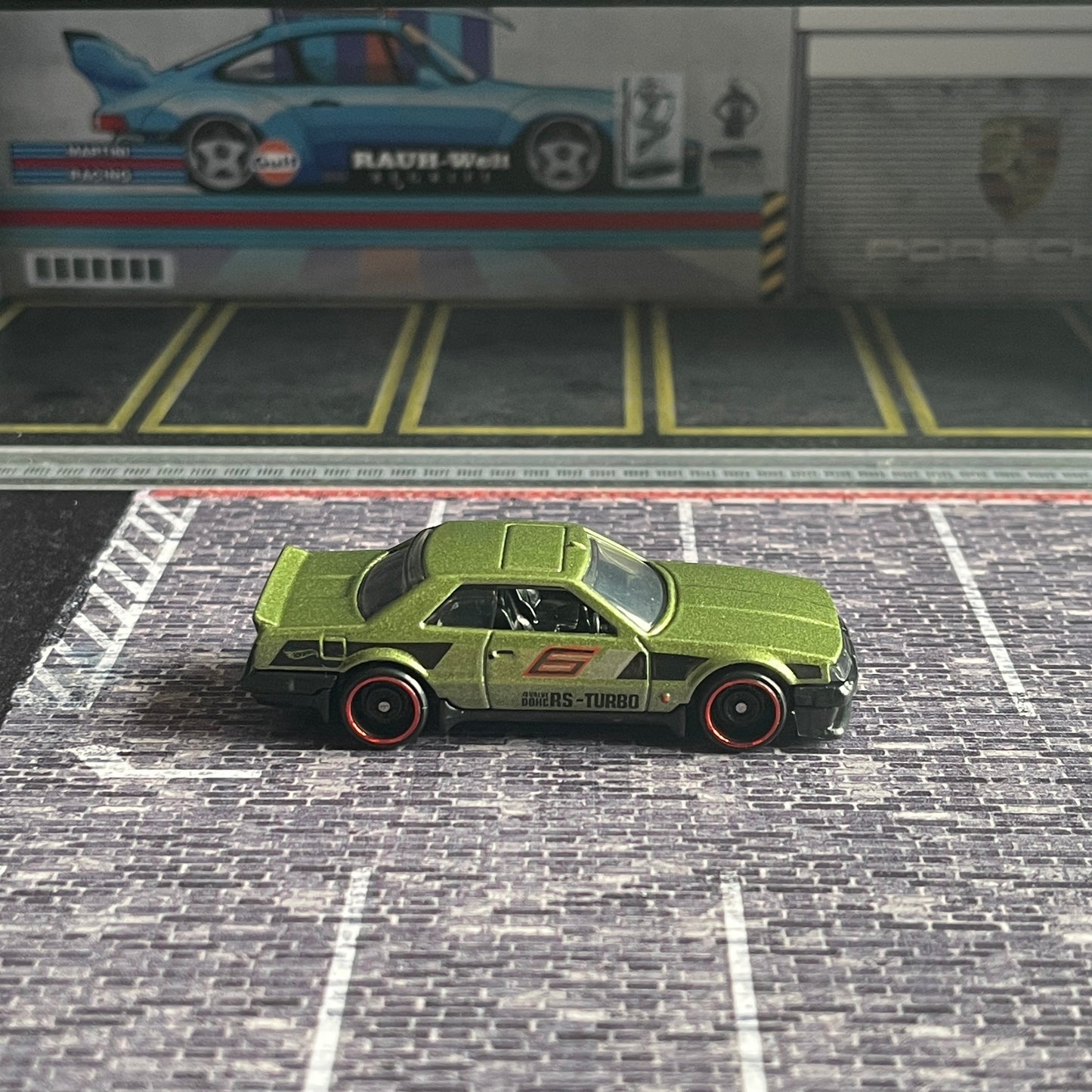 Hot Wheels Loose '82 Nissan Skyline R30 Green