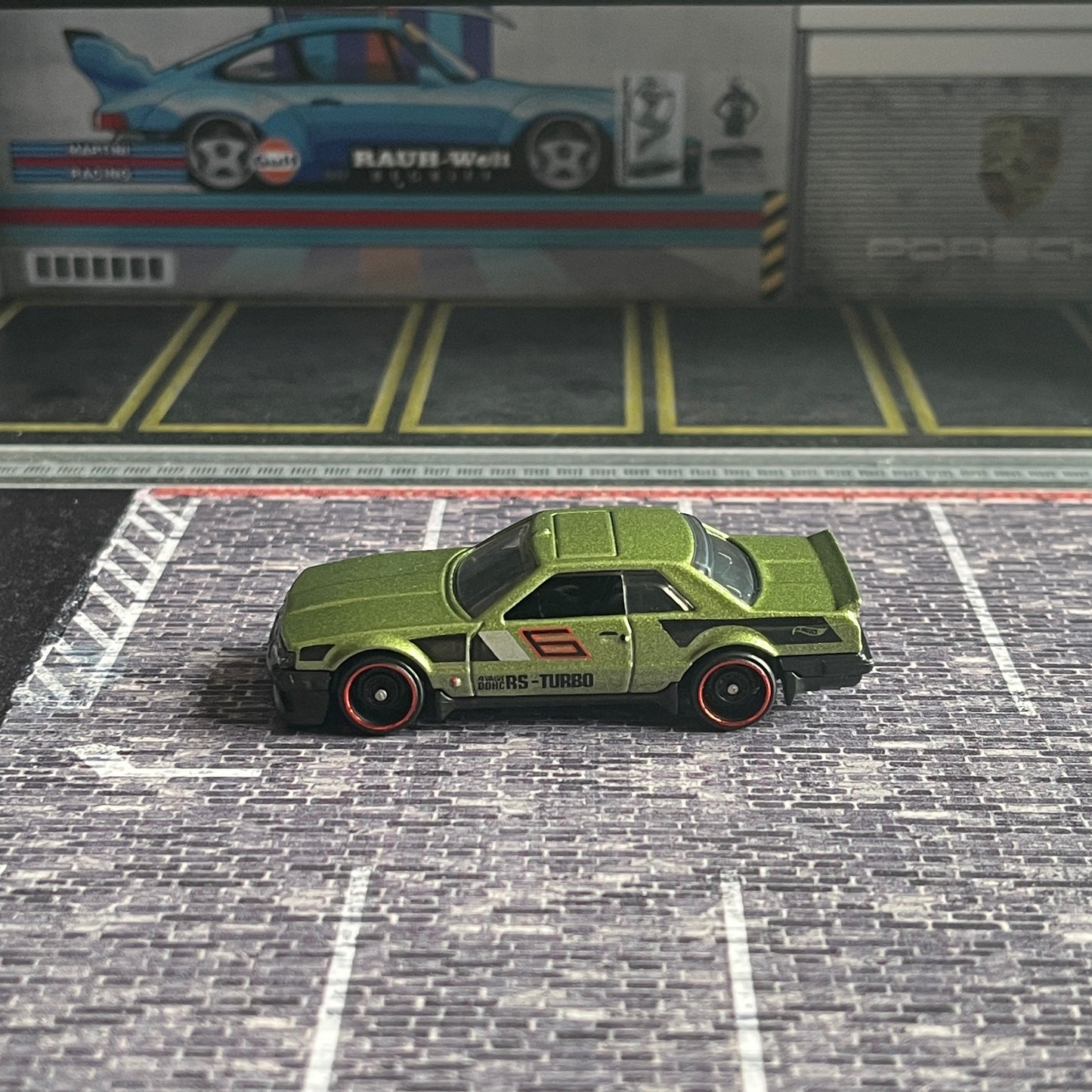 Hot Wheels Loose '82 Nissan Skyline R30 Green