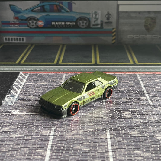 Hot Wheels Loose '82 Nissan Skyline R30 Green