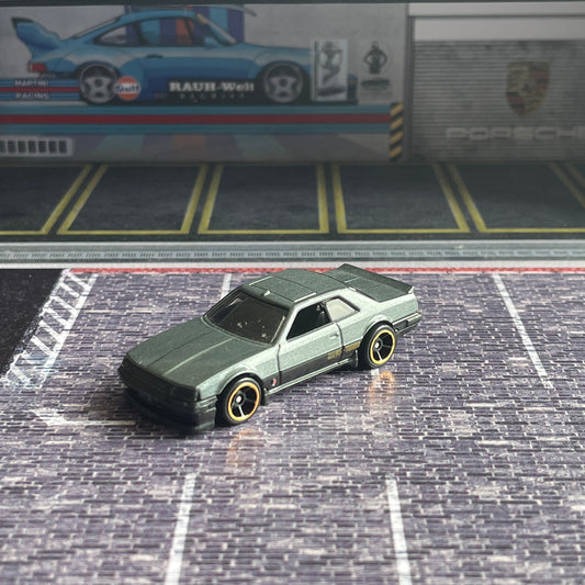 Hot Wheels Loose '82 Nissan Skyline R30 (Grey)