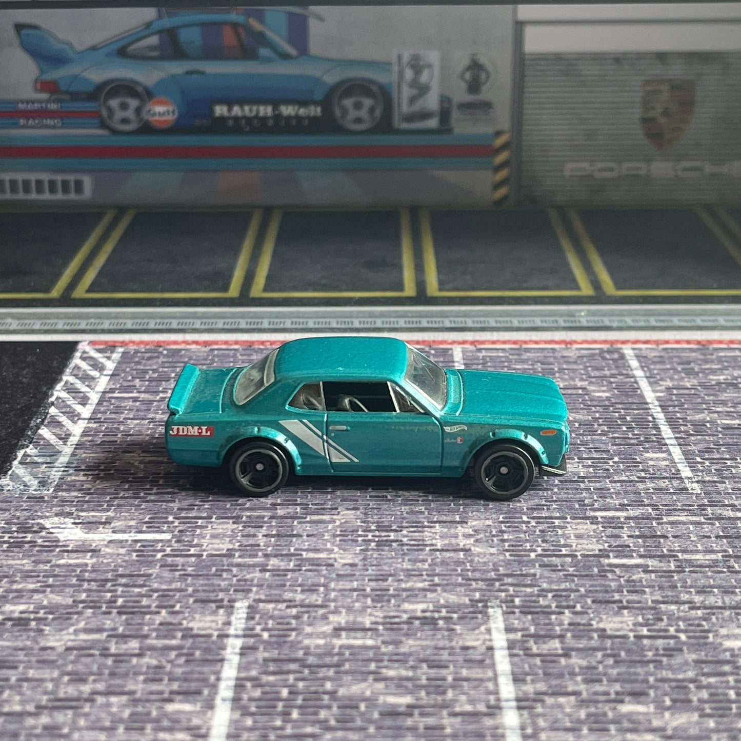 Hot Wheels Loose Nissan Skyline HT 2000GT-X (Green)