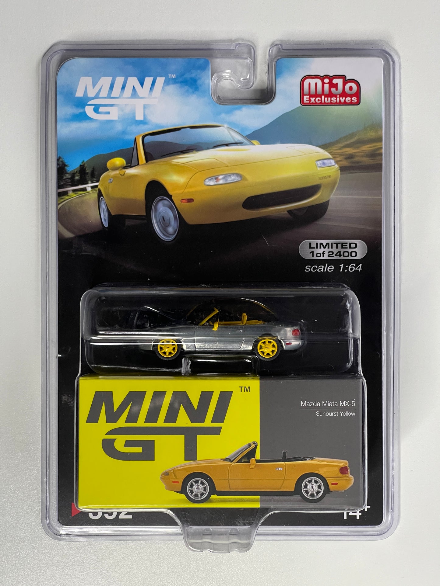 MiniGT 392 Mazda Miata MX-5 (NA) Sunburst Yellow CHASE