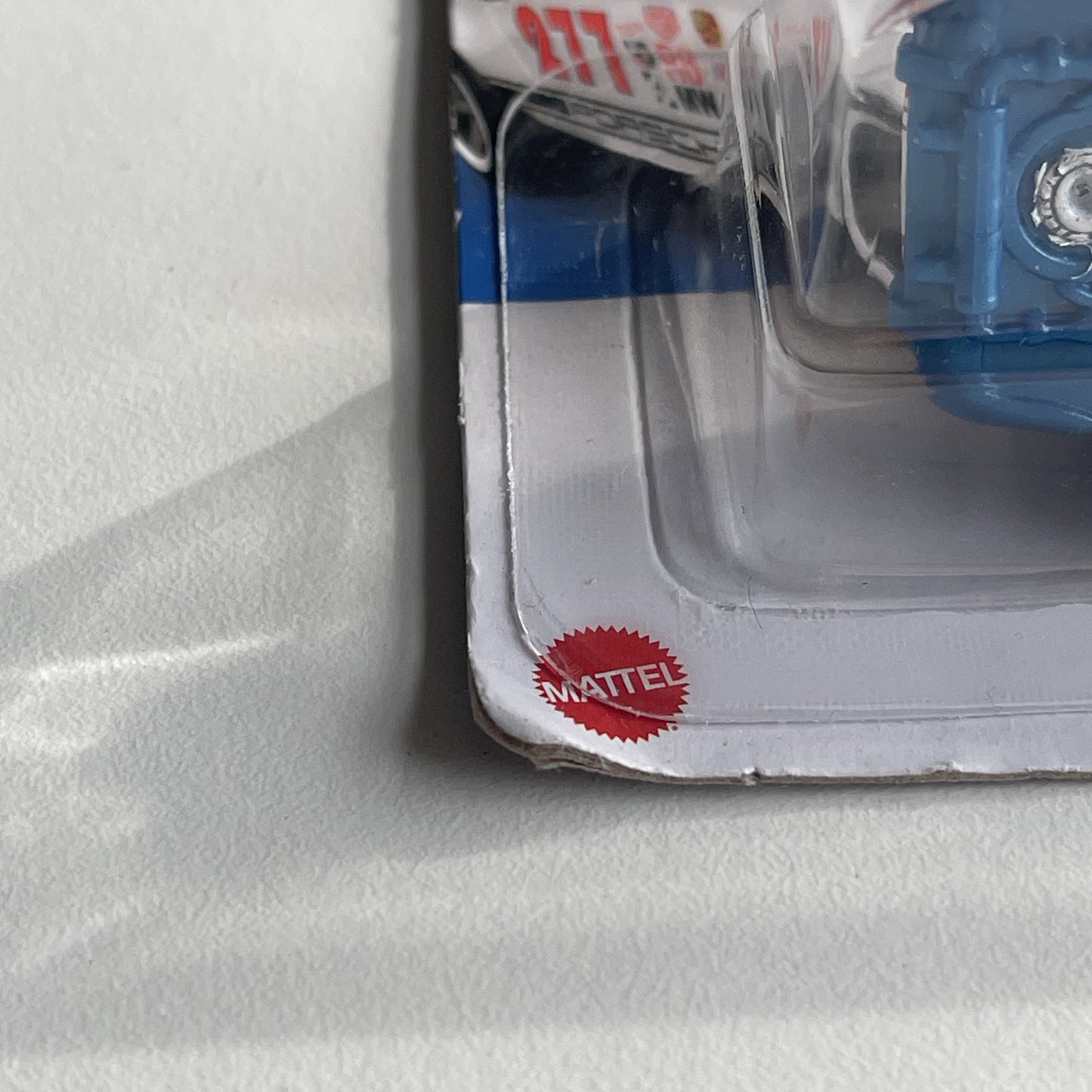 Hot Wheels Magnus Walker '71 Porsche 911 (White) Short Card (Damaged) Retro Racers 126/250