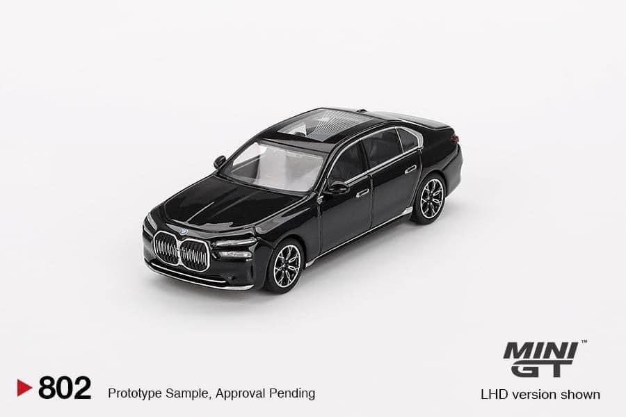 [PREORDER] MiniGT #802 BMW i7 eDrive50 Black Sapphire