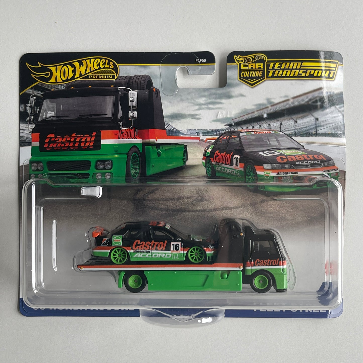 Hot Wheels Team Transport #65 '96 Honda Accord (Damaged)