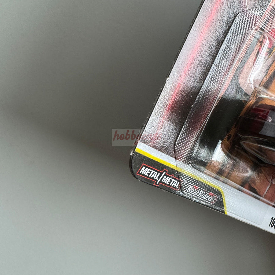 Hot Wheels [2026 Pop Culture] Mix1, Stranger Things 1983 BMW 733i (Damaged)