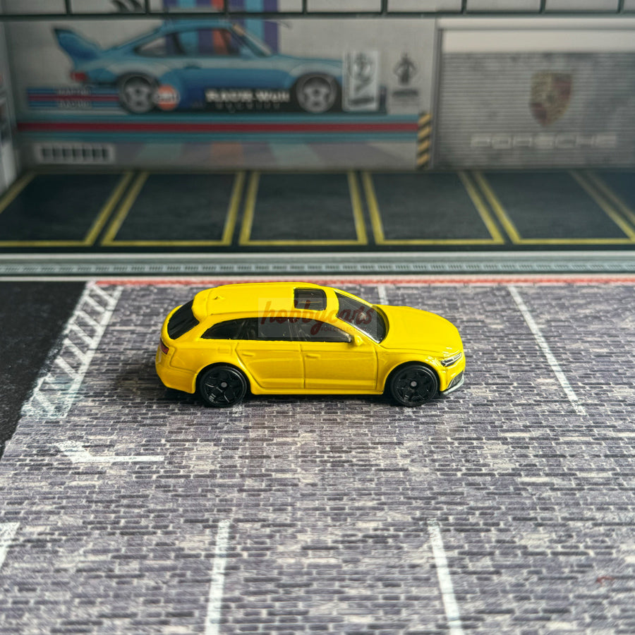 Hot Wheels Loose '17 Audi RS 6 Avant (Yellow)