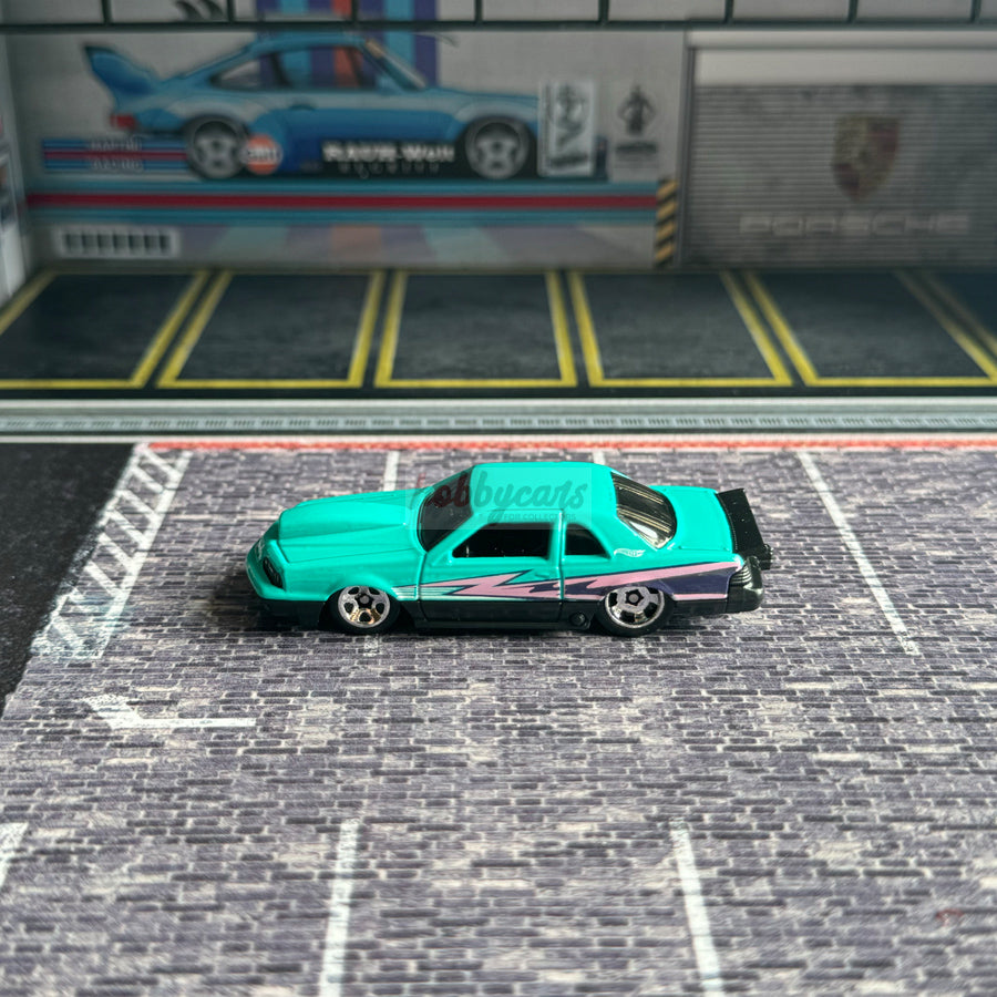 Hot Wheels Loose 1988 Ford T-Bird (2026 Multipack Exclusive)