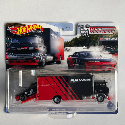 Hot Wheels Team Transport #27 Nissan Skyline GT-R (BNR32)