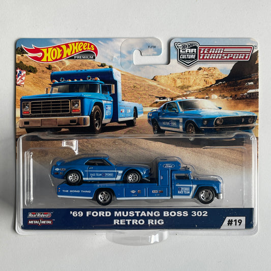 Hot Wheels Team Transport #19 '69 Ford Mustang Boss 302