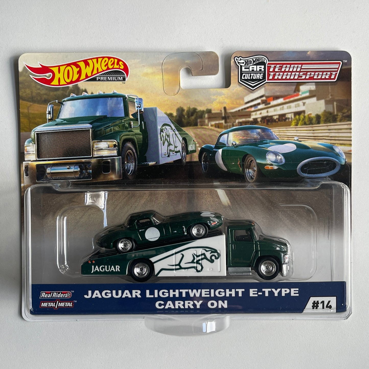 Hot Wheels Team Transport #14 Jaguar Lightweight E-Type (Damaged)