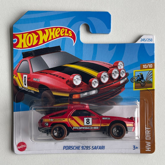 Hot Wheels Porsche 928S Safari (Red) Short Card HW Dirt 245/250