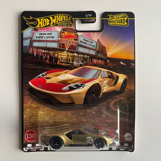 Hot Wheels Boulevard #130 '17 Ford GT (Damaged)