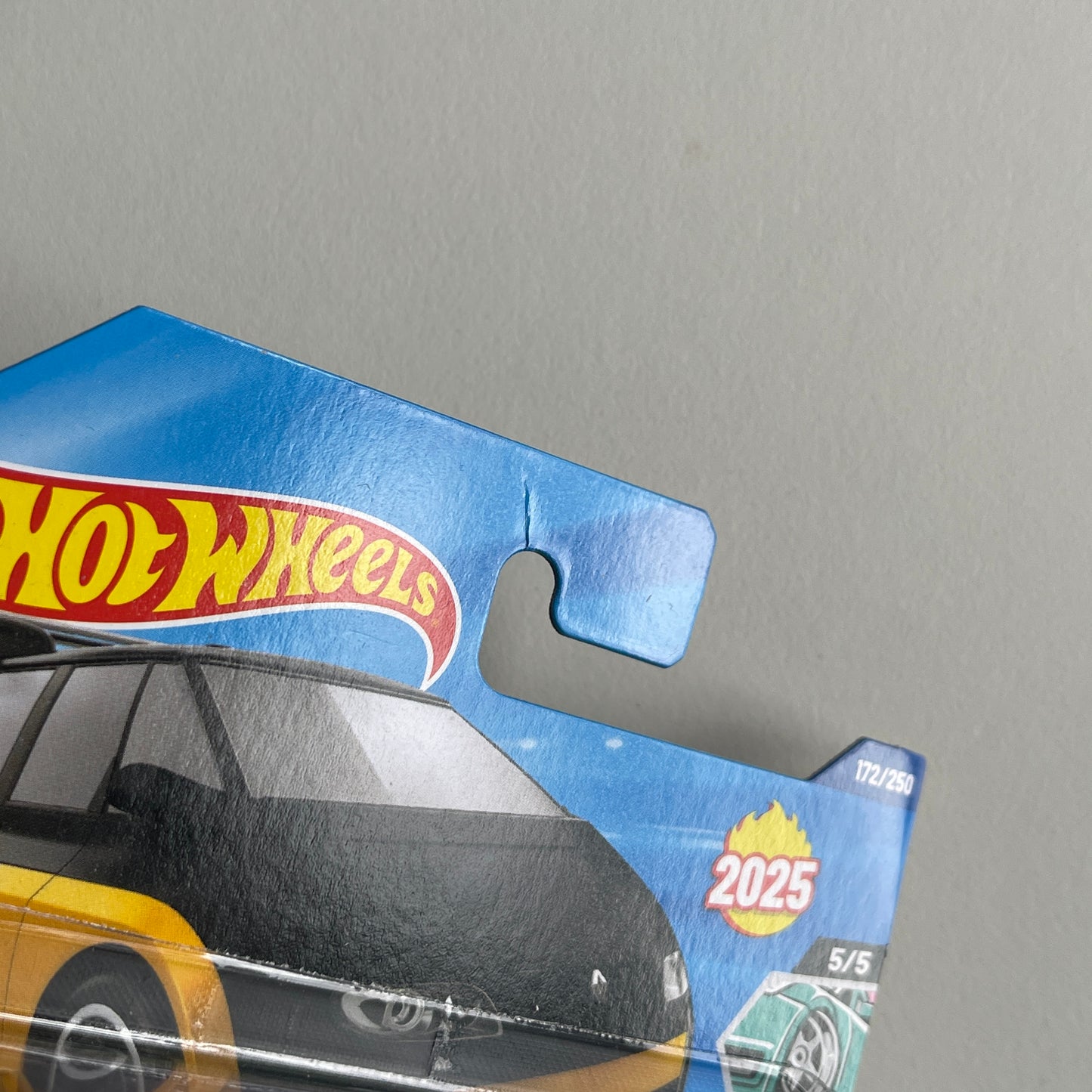 Hot Wheels Renault Espace F1 (Black/Yellow) Short Card (Damaged) HW Modified 172/250