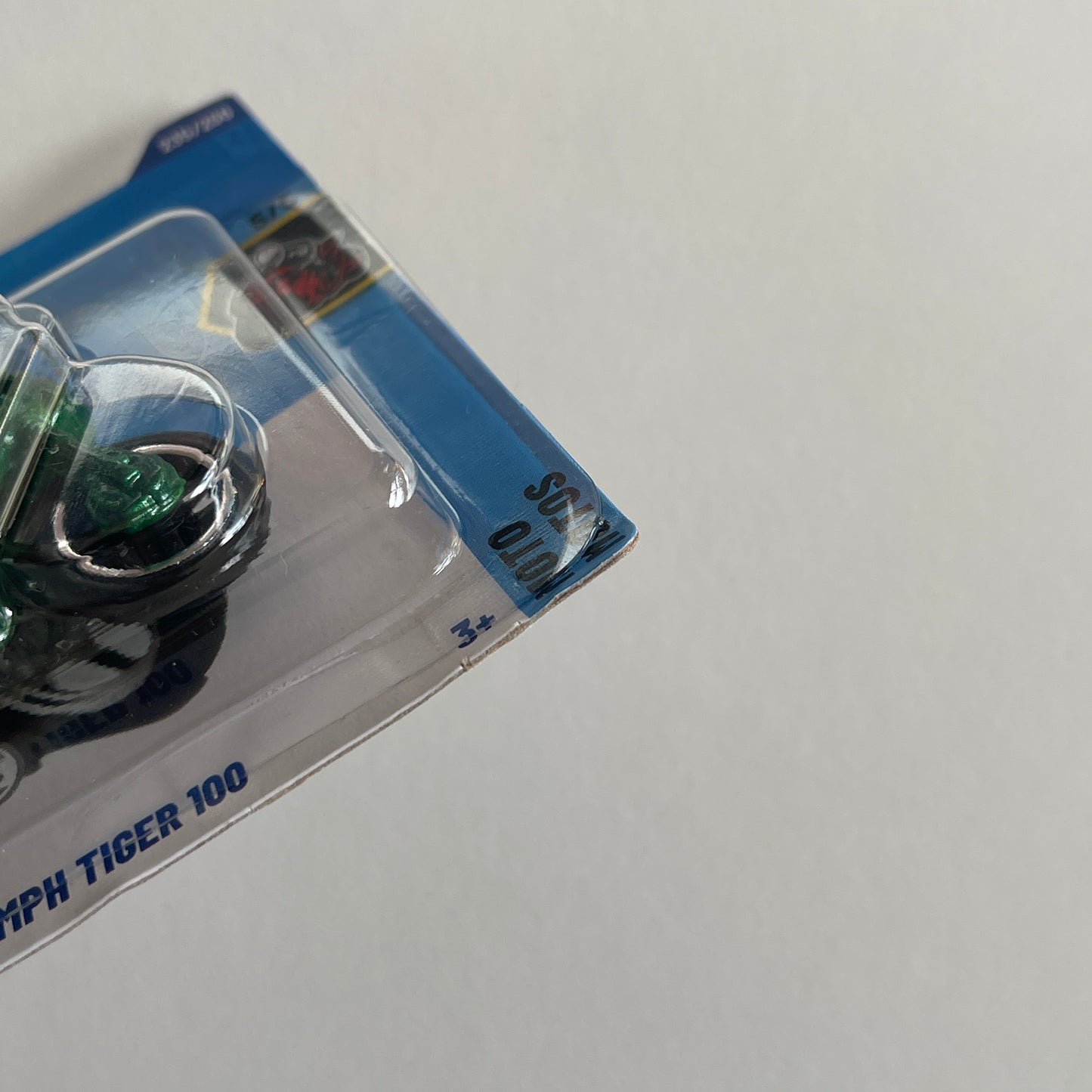 Hot Wheels 1966 Triumph Tiger 100 (Green) Short Card (Damaged) Moto 235/250 Treasure Hunt