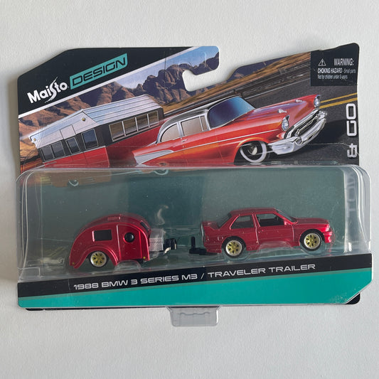 Maisto Design 1988 BMW 3 Series M3 / Traveler Trailer (Damaged)