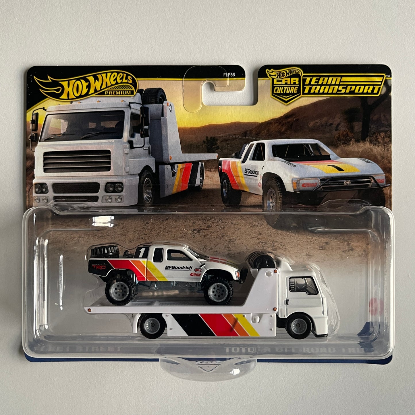 Hot Wheels Team Transport #71 Toyota Off-Road Truck