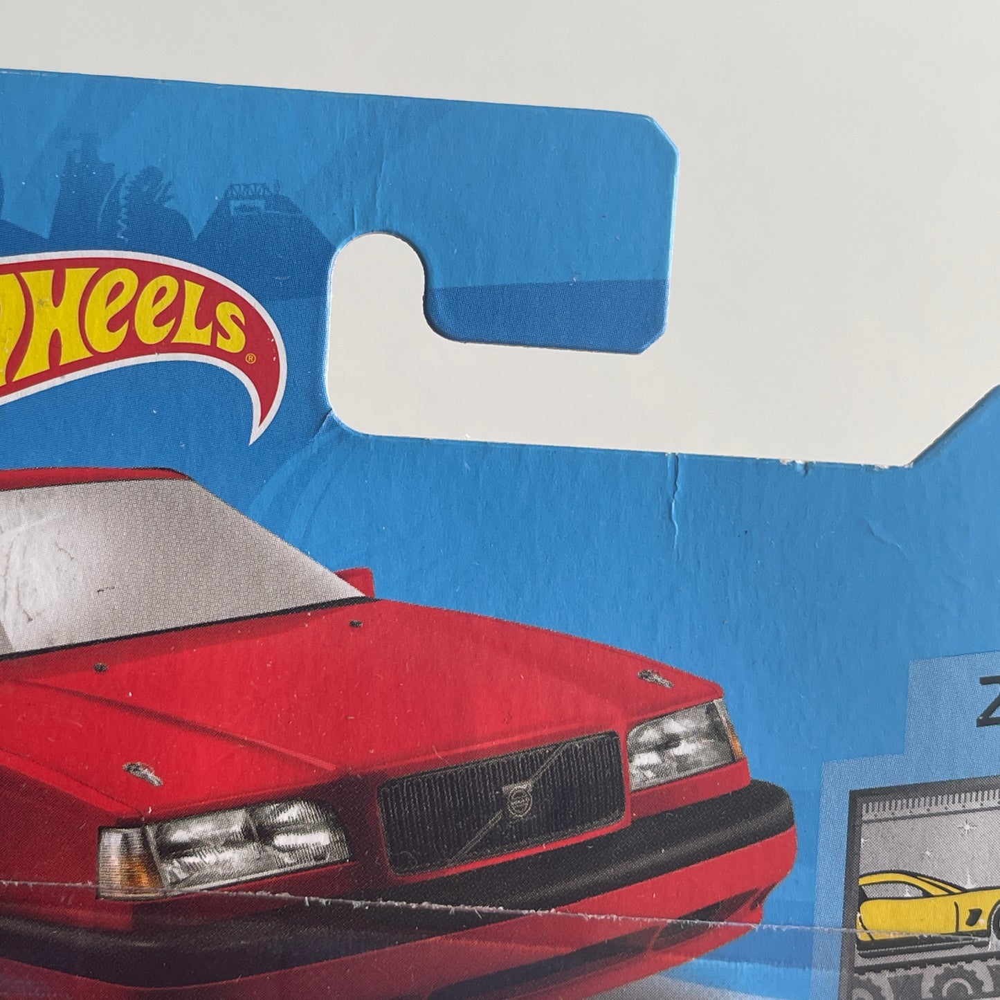 Hot Wheels Volvo 850 Estate (Red) Short Card (Damaged) Factory Fresh 43/250