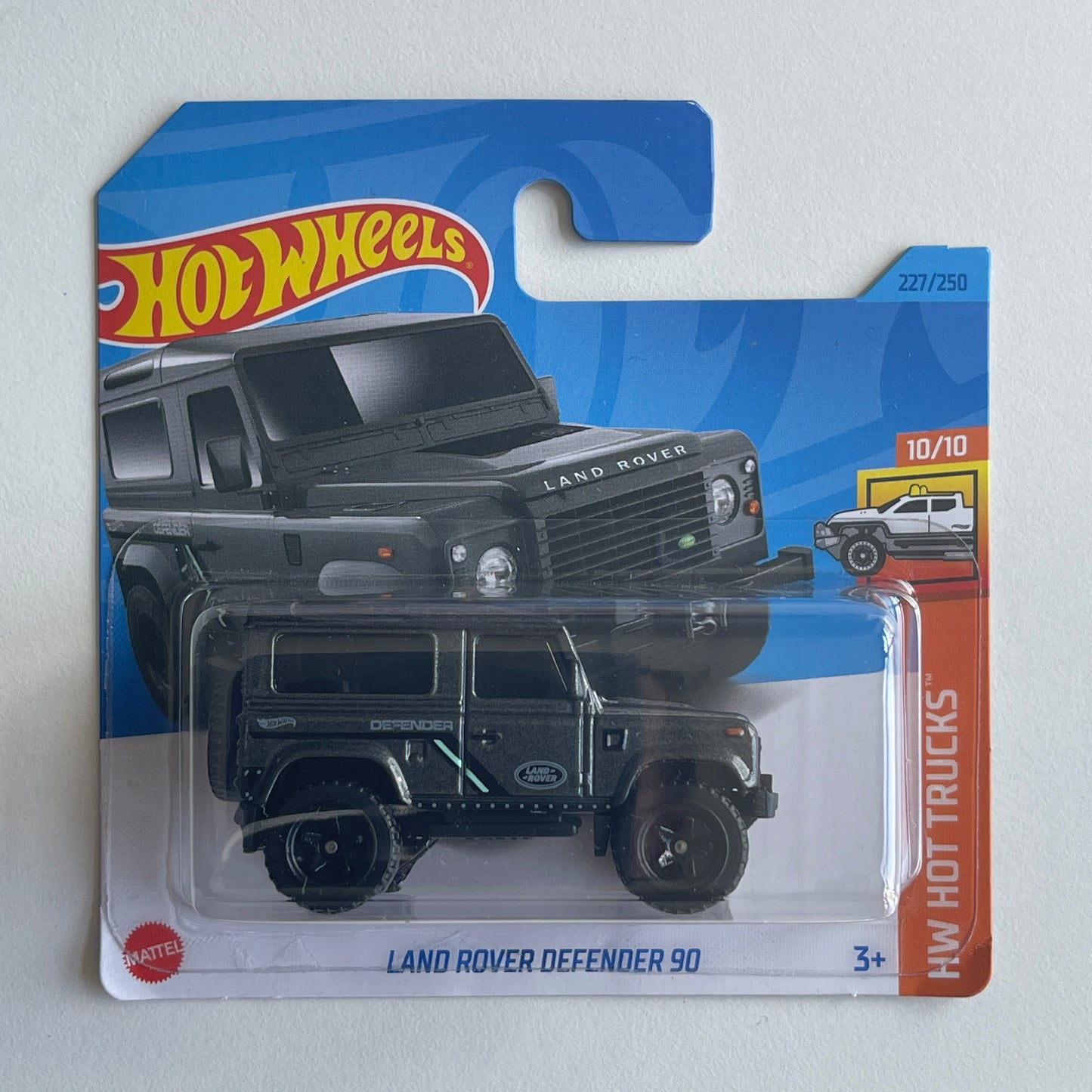 Hot Wheels Land Rover Defender 90 (Grey) Short Card (Damaged) HW Hot Trucks 227/250