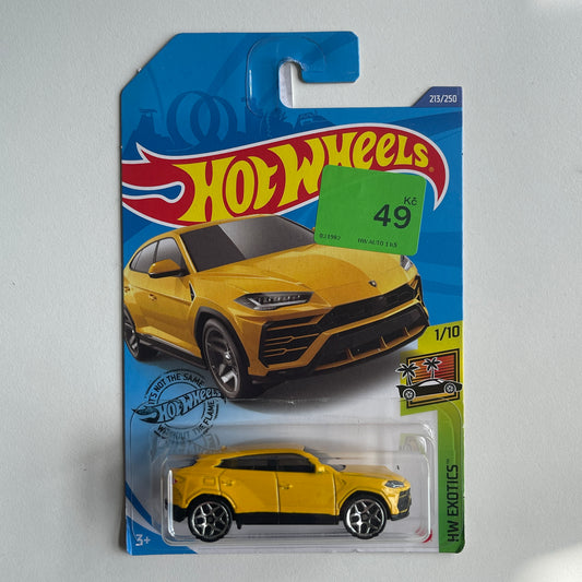 Hot Wheels '17 Lamborghini Urus (Yellow) Long Card (Damaged) HW Exotics 213/250